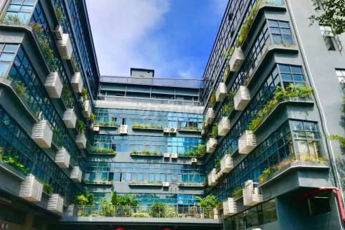 海珠区地铁旁 up智谷创意园 128平 格局好位置佳